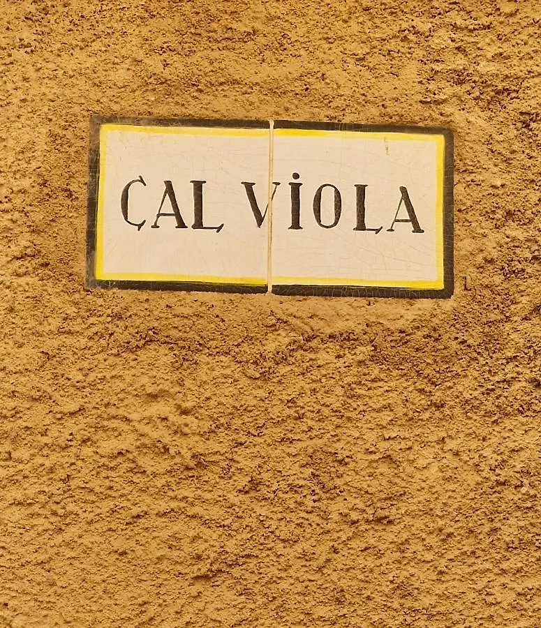 TorrojaEl Cau De Cal Viola公寓